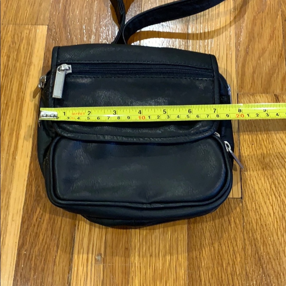 Black Leather Camera Bag - Picture 3 of 5